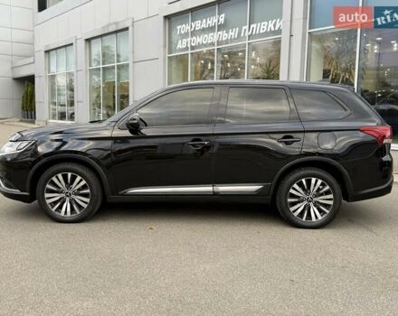 Чорний Міцубісі Аутлендер, об'ємом двигуна 2.36 л та пробігом 106 тис. км за 16250 $, фото 3 на Automoto.ua