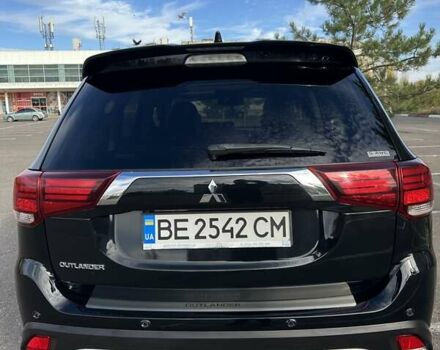 Черный Мицубиси Аутлендер, объемом двигателя 2.36 л и пробегом 90 тыс. км за 26500 $, фото 6 на Automoto.ua