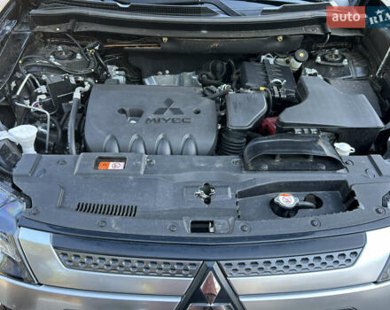 Черный Мицубиси Аутлендер, объемом двигателя 2.36 л и пробегом 67 тыс. км за 19500 $, фото 15 на Automoto.ua