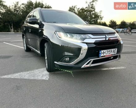 Чорний Міцубісі Аутлендер, об'ємом двигуна 2.36 л та пробігом 66 тис. км за 19800 $, фото 4 на Automoto.ua