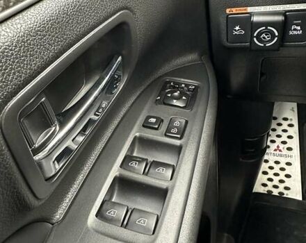 Черный Мицубиси Аутлендер, объемом двигателя 2.36 л и пробегом 90 тыс. км за 26500 $, фото 71 на Automoto.ua