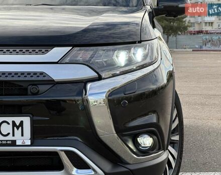 Черный Мицубиси Аутлендер, объемом двигателя 2.36 л и пробегом 90 тыс. км за 26500 $, фото 47 на Automoto.ua