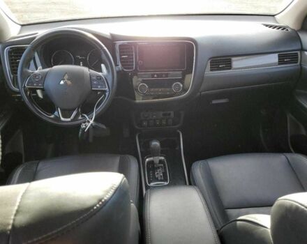 Черный Мицубиси Аутлендер, объемом двигателя 0 л и пробегом 60 тыс. км за 3000 $, фото 7 на Automoto.ua