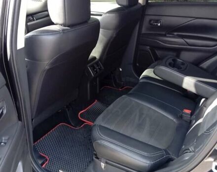 Міцубісі Аутлендер 2019 у Кривому Розі на Automoto.ua Чорний Міцубісі Аутлендер, об'ємом двигуна 2.4 л та пробігом 72 тис. км за 18500 $, фото 7 на Automoto.ua