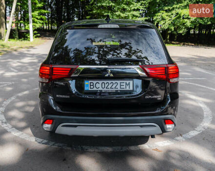 Черный Мицубиси Аутлендер, объемом двигателя 2.4 л и пробегом 56 тыс. км за 18500 $, фото 27 на Automoto.ua