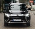 Черный Мицубиси Аутлендер, объемом двигателя 2 л и пробегом 65 тыс. км за 19950 $, фото 2 на Automoto.ua