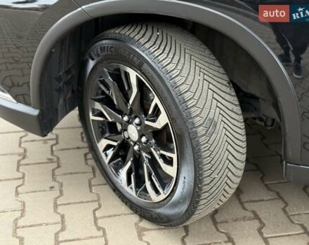 Черный Мицубиси Аутлендер, объемом двигателя 2 л и пробегом 65 тыс. км за 19950 $, фото 42 на Automoto.ua