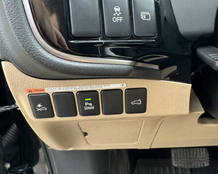 Чорний Міцубісі Аутлендер, об'ємом двигуна 2.36 л та пробігом 53 тис. км за 23500 $, фото 19 на Automoto.ua