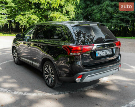 Черный Мицубиси Аутлендер, объемом двигателя 2.4 л и пробегом 56 тыс. км за 18500 $, фото 23 на Automoto.ua