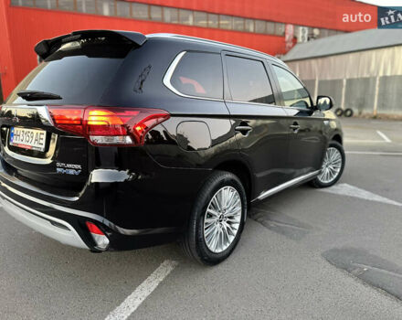 Чорний Міцубісі Аутлендер, об'ємом двигуна 2.36 л та пробігом 66 тис. км за 19800 $, фото 11 на Automoto.ua