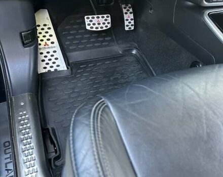 Черный Мицубиси Аутлендер, объемом двигателя 2.36 л и пробегом 90 тыс. км за 26500 $, фото 21 на Automoto.ua