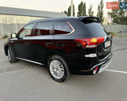 Чорний Міцубісі Аутлендер, об'ємом двигуна 2.36 л та пробігом 66 тис. км за 19800 $, фото 8 на Automoto.ua