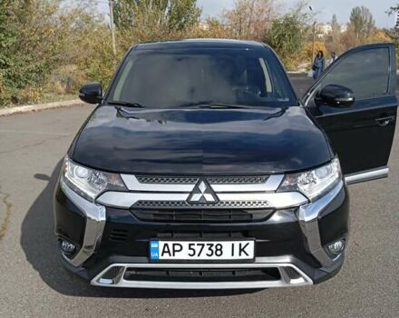 Міцубісі Аутлендер 2019 у Кривому Розі на Automoto.ua Чорний Міцубісі Аутлендер, об'ємом двигуна 2.4 л та пробігом 72 тис. км за 18500 $, фото 9 на Automoto.ua