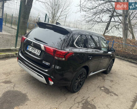 Черный Мицубиси Аутлендер, объемом двигателя 2 л и пробегом 148 тыс. км за 21800 $, фото 8 на Automoto.ua