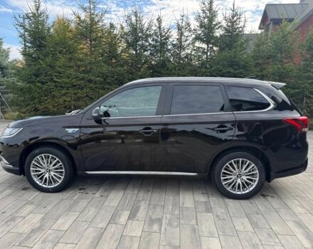 Чорний Міцубісі Аутлендер, об'ємом двигуна 2.4 л та пробігом 37 тис. км за 6500 $, фото 3 на Automoto.ua