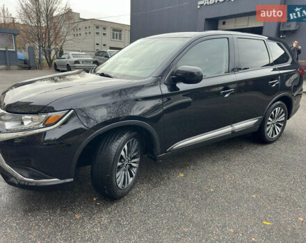 Черный Мицубиси Аутлендер, объемом двигателя 2.4 л и пробегом 44 тыс. км за 18700 $, фото 7 на Automoto.ua