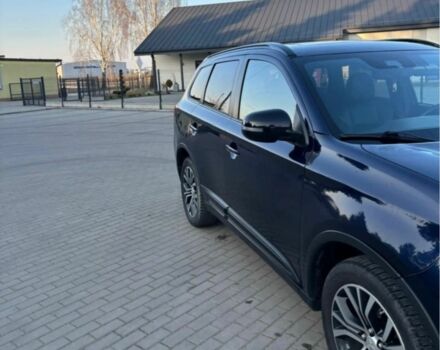 Черный Мицубиси Аутлендер, объемом двигателя 2.4 л и пробегом 38 тыс. км за 14000 $, фото 7 на Automoto.ua