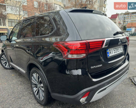 Черный Мицубиси Аутлендер, объемом двигателя 2.4 л и пробегом 44 тыс. км за 18700 $, фото 5 на Automoto.ua