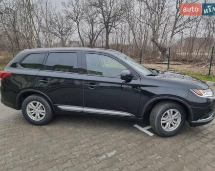 Черный Мицубиси Аутлендер, объемом двигателя 2.36 л и пробегом 127 тыс. км за 20800 $, фото 8 на Automoto.ua