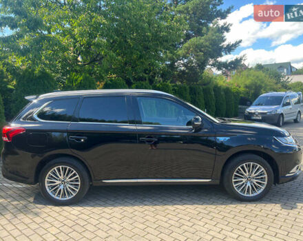 Чорний Міцубісі Аутлендер, об'ємом двигуна 2.36 л та пробігом 174 тис. км за 27800 $, фото 7 на Automoto.ua