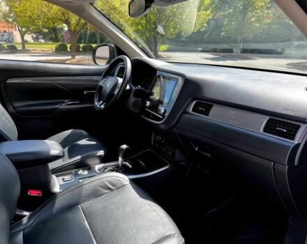 Черный Мицубиси Аутлендер, объемом двигателя 2.4 л и пробегом 46 тыс. км за 3000 $, фото 9 на Automoto.ua