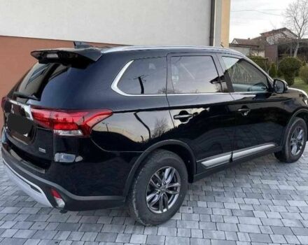 Черный Мицубиси Аутлендер, объемом двигателя 2.4 л и пробегом 1 тыс. км за 14400 $, фото 5 на Automoto.ua