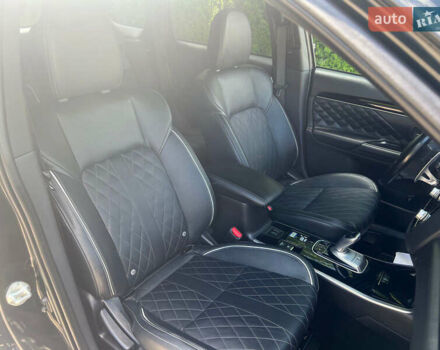 Чорний Міцубісі Аутлендер, об'ємом двигуна 2.36 л та пробігом 174 тис. км за 27800 $, фото 33 на Automoto.ua