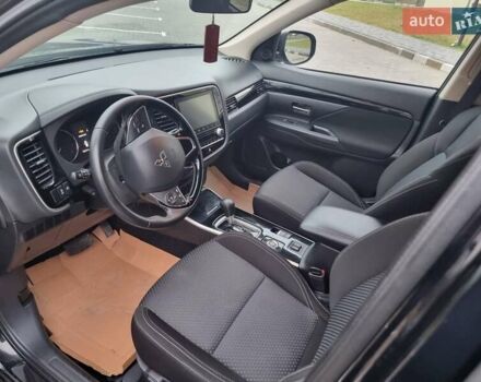 Черный Мицубиси Аутлендер, объемом двигателя 2.36 л и пробегом 127 тыс. км за 20800 $, фото 22 на Automoto.ua