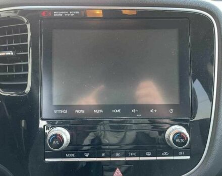 Черный Мицубиси Аутлендер, объемом двигателя 2.4 л и пробегом 1 тыс. км за 14400 $, фото 15 на Automoto.ua