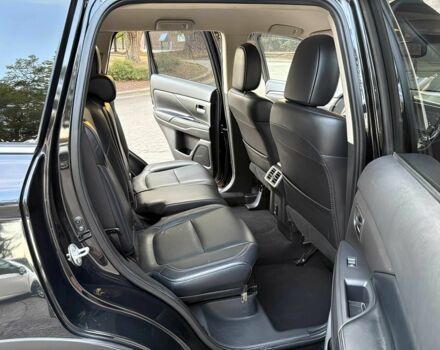 Чорний Міцубісі Аутлендер, об'ємом двигуна 2.4 л та пробігом 32 тис. км за 8000 $, фото 13 на Automoto.ua