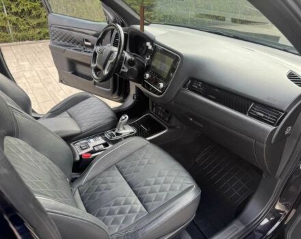 Чорний Міцубісі Аутлендер, об'ємом двигуна 2.4 л та пробігом 37 тис. км за 6500 $, фото 8 на Automoto.ua