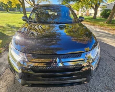 Чорний Міцубісі Аутлендер, об'ємом двигуна 2.4 л та пробігом 47 тис. км за 9000 $, фото 2 на Automoto.ua