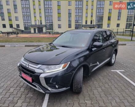 Черный Мицубиси Аутлендер, объемом двигателя 2.36 л и пробегом 127 тыс. км за 20800 $, фото 17 на Automoto.ua