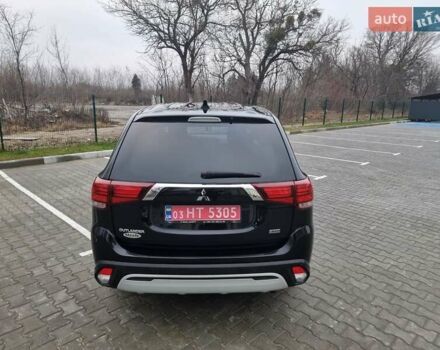 Черный Мицубиси Аутлендер, объемом двигателя 2.36 л и пробегом 127 тыс. км за 20800 $, фото 10 на Automoto.ua