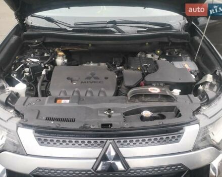 Черный Мицубиси Аутлендер, объемом двигателя 2.4 л и пробегом 81 тыс. км за 20900 $, фото 13 на Automoto.ua