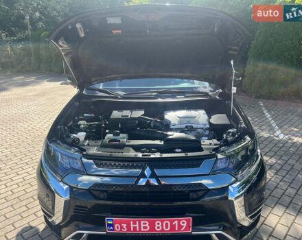 Чорний Міцубісі Аутлендер, об'ємом двигуна 2.36 л та пробігом 174 тис. км за 27800 $, фото 45 на Automoto.ua