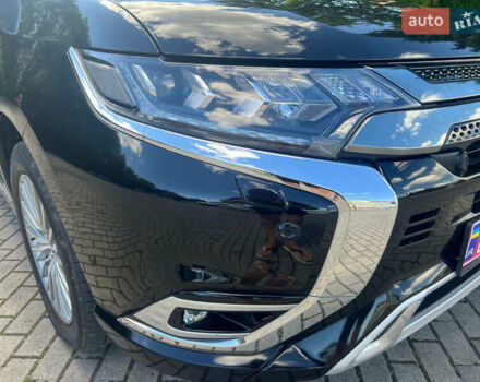 Чорний Міцубісі Аутлендер, об'ємом двигуна 2.36 л та пробігом 174 тис. км за 27800 $, фото 21 на Automoto.ua