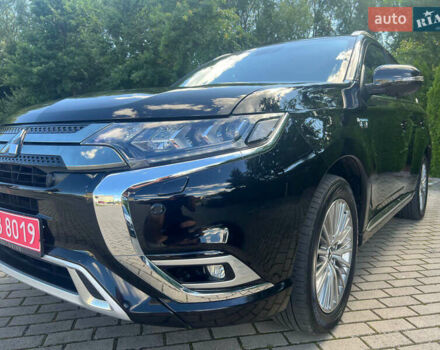 Чорний Міцубісі Аутлендер, об'ємом двигуна 2.36 л та пробігом 174 тис. км за 27800 $, фото 9 на Automoto.ua