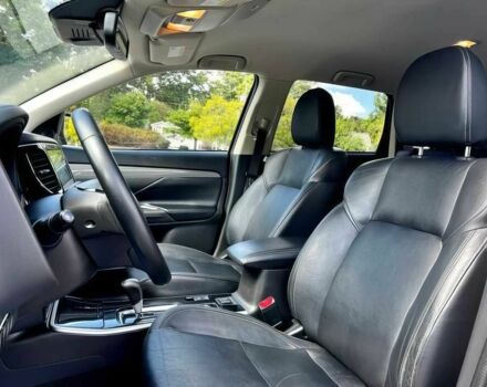 Черный Мицубиси Аутлендер, объемом двигателя 2.4 л и пробегом 46 тыс. км за 3000 $, фото 11 на Automoto.ua