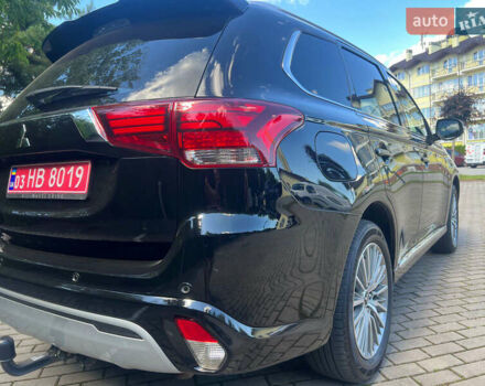 Чорний Міцубісі Аутлендер, об'ємом двигуна 2.36 л та пробігом 174 тис. км за 27800 $, фото 12 на Automoto.ua