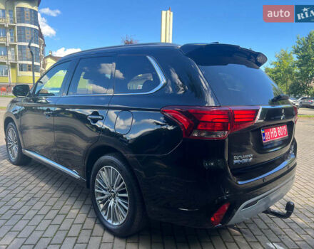 Чорний Міцубісі Аутлендер, об'ємом двигуна 2.36 л та пробігом 174 тис. км за 27800 $, фото 4 на Automoto.ua