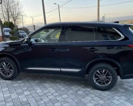 Черный Мицубиси Аутлендер, объемом двигателя 2.4 л и пробегом 1 тыс. км за 14400 $, фото 6 на Automoto.ua