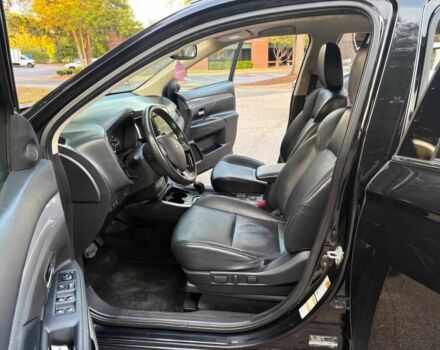 Черный Мицубиси Аутлендер, объемом двигателя 2.4 л и пробегом 49 тыс. км за 12400 $, фото 9 на Automoto.ua