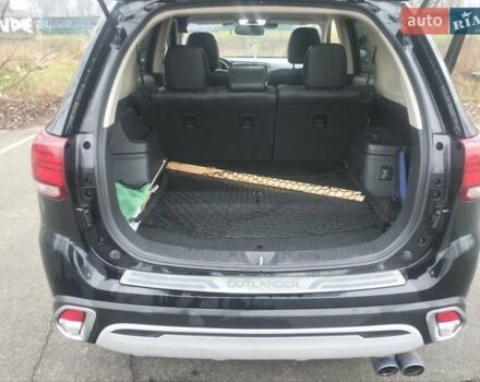 Черный Мицубиси Аутлендер, объемом двигателя 2.4 л и пробегом 81 тыс. км за 20900 $, фото 12 на Automoto.ua