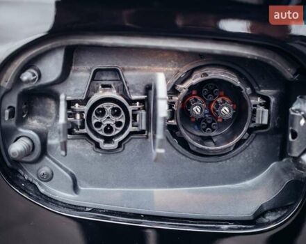 Черный Мицубиси Аутлендер, объемом двигателя 2.36 л и пробегом 110 тыс. км за 28900 $, фото 12 на Automoto.ua