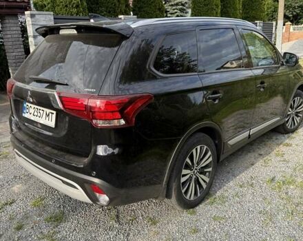 Мицубиси Аутлендер 2021 в Львове на Automoto.ua Черный Мицубиси Аутлендер, объемом двигателя 2.36 л и пробегом 31 тыс. км за 26600 $, фото 11 на Automoto.ua