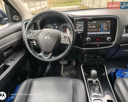 Черный Мицубиси Аутлендер, объемом двигателя 2.36 л и пробегом 50 тыс. км за 21000 $, фото 12 на Automoto.ua