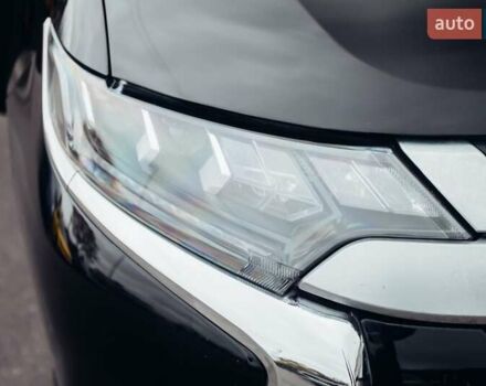 Черный Мицубиси Аутлендер, объемом двигателя 2.36 л и пробегом 110 тыс. км за 28900 $, фото 18 на Automoto.ua