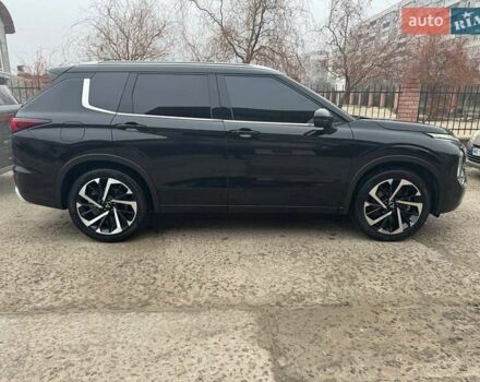 Черный Мицубиси Аутлендер, объемом двигателя 2.49 л и пробегом 87 тыс. км за 27100 $, фото 3 на Automoto.ua