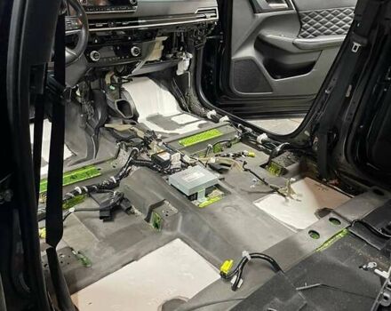 Черный Мицубиси Аутлендер, объемом двигателя 2.49 л и пробегом 87 тыс. км за 27100 $, фото 24 на Automoto.ua